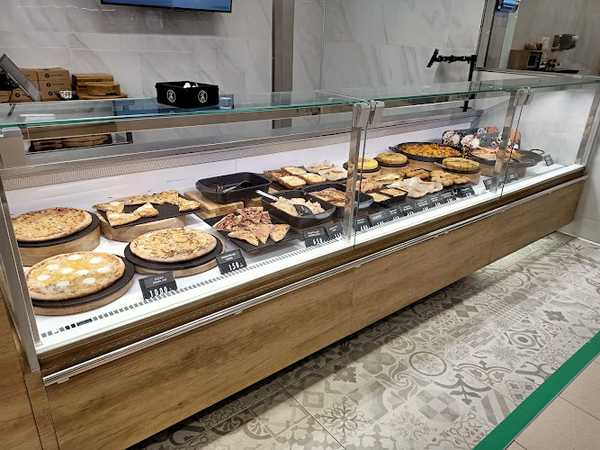 Fotografia tomada fuera de Mercadona - Supermercat en Sant Sadurní d'Anoia, Barcelona