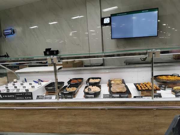 Fotografia tomada fuera de Mercadona - Supermercado en La Carlota, Córdoba