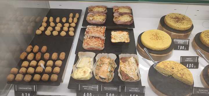 Fotografia tomada fuera de Mercadona - Supermercado en Rute, Córdoba