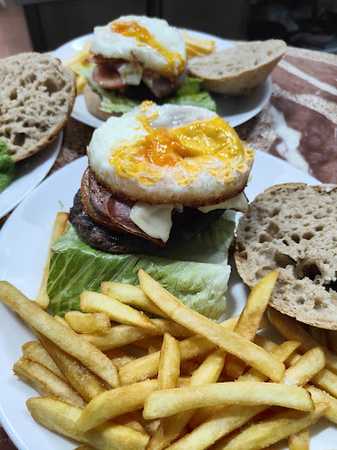 Fotografia tomada fuera de Bar Piscina Robledo - bares en Robledo, Albacete