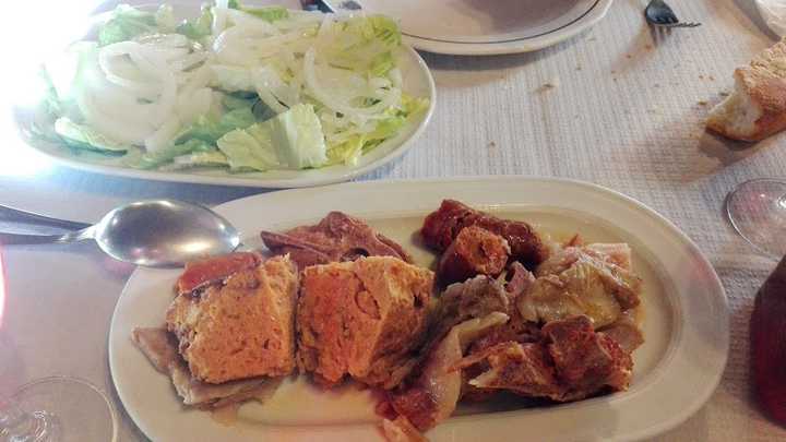 Fotografia tomada fuera de Mesón El Viso - restaurantes en Gumiel de Mercado, Burgos