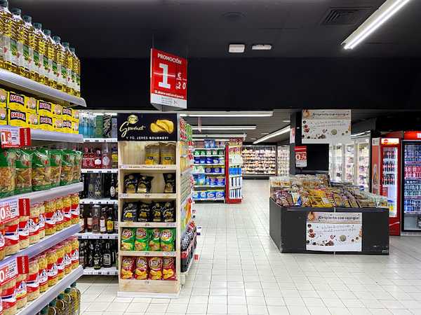 Fotografia tomada fuera de Mi Alcampo - Supermercado en Madrid, Madrid