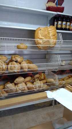 Fotografia tomada fuera de Miguel Ángel Ledesma Alvarado - Panadería en Pallares, Badajoz