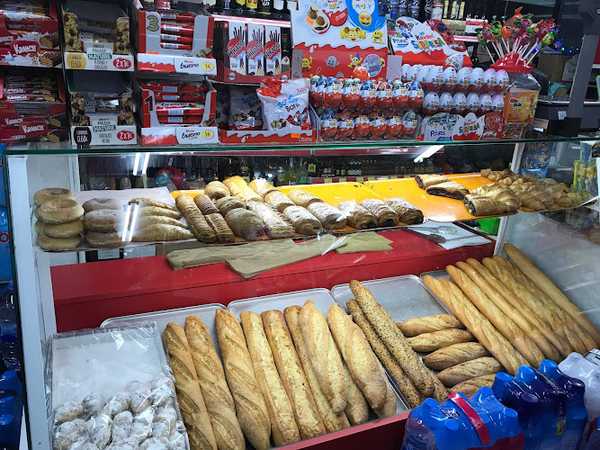Fotografia tomada fuera de Mister Pan Supermercado 1 - Supermercado en La Seu d'Urgell, Lleida