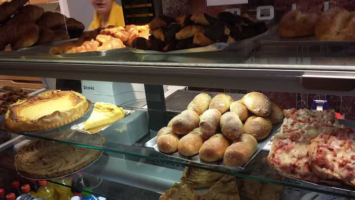 Fotografia tomada fuera de Mollete - Panadería en Santiago de Compostela, A Coruña