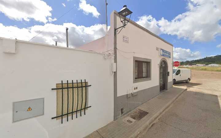 Fotografia tomada fuera de Montaño S.L. - Pastelería en Los Santos de Maimona, Badajoz