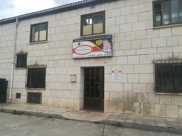 Fotografia tomada fuera de Morcillas Miguel y Conchi - Tienda de alimentos naturales en Sotopalacios, Burgos