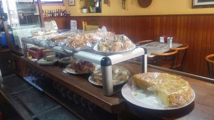 Fotografia tomada fuera de Bar Rosales - bares en Soncillo, Burgos