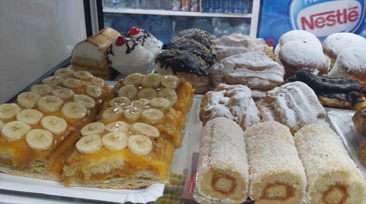 Fotografia tomada fuera de Multitienda Cáceres el Viejo - Tienda de alimentación en Cáceres, Cáceres