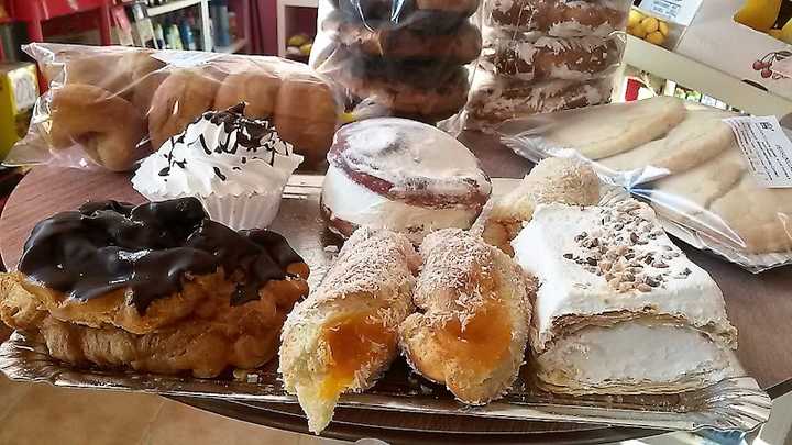 Fotografia tomada fuera de Multitienda en Mejostilla Montesol - Tienda de alimentación en Cáceres, Cáceres