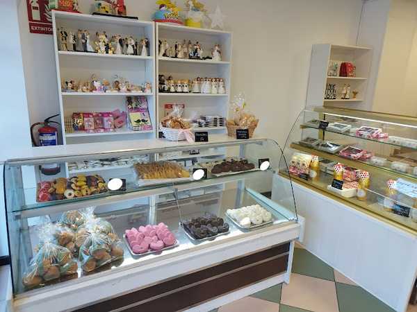 Fotografia tomada fuera de Naty's Cake Shop - Pastelería en Madrid, Madrid