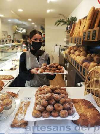 Fotografia tomada fuera de Noguera Pastissers - Forn de pa en Girona, Girona