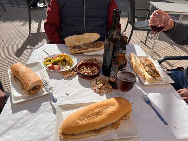 Fotografia tomada fuera de Nou Tarrasó BENIALÍ - bares en Benialí, Alicante