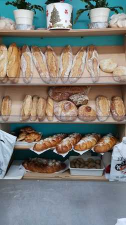 Fotografia tomada fuera de Nova Pan Noia S.L. - Panadería en Noia, A Coruña