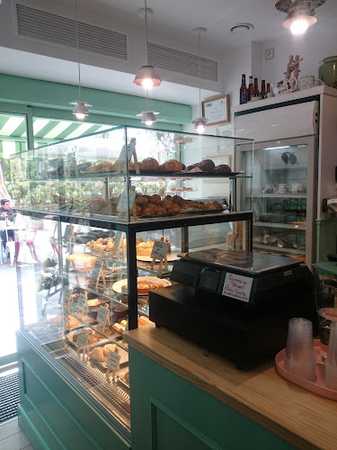 Fotografia tomada fuera de Nuestro Secreto - Pastelería en Madrid, Madrid