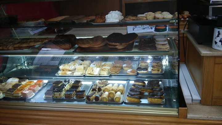 Fotografia tomada fuera de O Forno de Pepe - Panadería en San Cibrao, Lugo