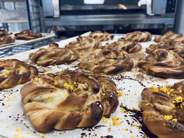 Fotografia tomada fuera de Obrador Panorama - Panadería en Madrid, Madrid