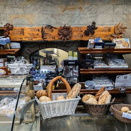 Fotografia tomada fuera de Obrador San Roke - Panadería en Durango, Bizkaia