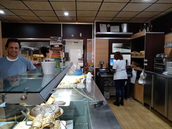 Fotografia tomada fuera de Obrador SANTA ROSA DE VITERBO - Panadería en Alcolea, Almería