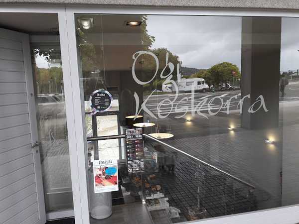 Fotografia tomada fuera de Ogi Koxkorra - Panadería en Donostia-San Sebastian, Gipuzkoa