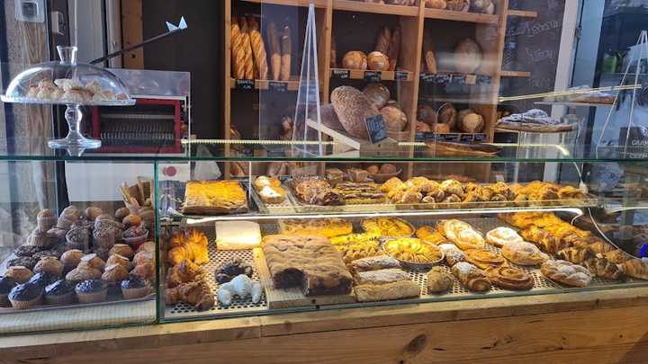 Fotografia tomada fuera de Orriols Panaderia - Cafeteria - Forn de pa en Mollet del Vallès, Barcelona