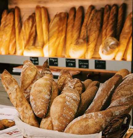 Fotografia tomada fuera de Pa Artesà del Vallès - Forn de pa en Caldes de Montbui, Barcelona