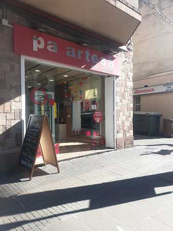 Fotografia tomada fuera de Pa Artesà del Vallès - Forn de pa en Caldes de Montbui, Barcelona