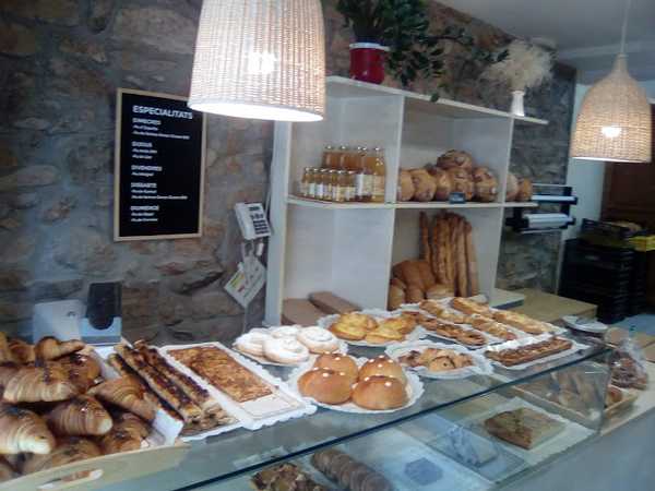 Fotografia tomada fuera de Pa de Pessic - Forn de pa en Sant Joan de Mediona, Barcelona