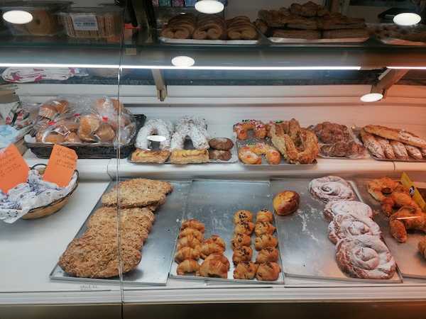 Fotografia tomada fuera de Pa i Pastissos Maica SL - Pastelería en Mataró, Barcelona