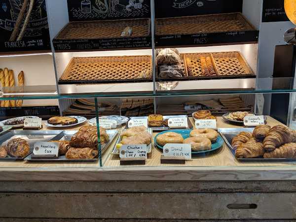Fotografia tomada fuera de Pan A Má Boulangerie - Forn de pa en Barcelona, Barcelona