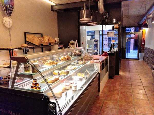 Fotografia tomada fuera de Pan de Alex - Panadería en Majadahonda, Madrid