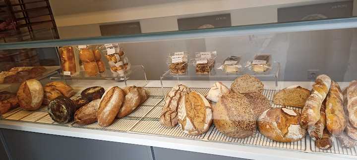 Fotografia tomada fuera de Pan Delirio - Panadería en Madrid, Madrid
