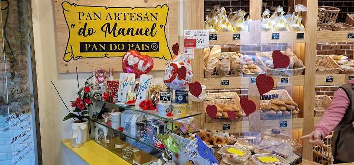Fotografia tomada fuera de Pan do Manuel - Panadería en Lugo, Lugo