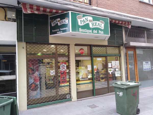 Fotografia tomada fuera de Pan Real - Panadería en Ciudad Real, Ciudad Real