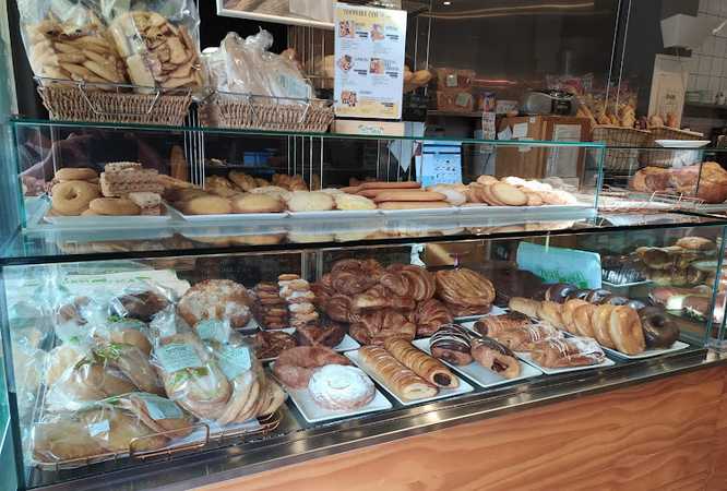Fotografia tomada fuera de Pan Real - Panadería en Ciudad Real, Ciudad Real