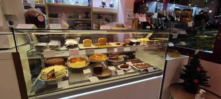 Fotografia tomada fuera de Bella's Bakery - Pastelería en Tres Cantos, Madrid
