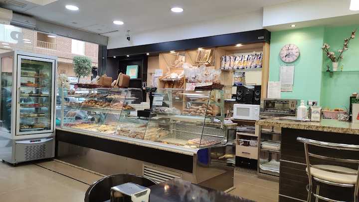 Fotografia tomada fuera de Bello Y Pérez - Panadería en Castellón de la Plana, Castellón