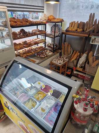 Fotografia tomada fuera de Pan y Pillao - Bäckerei en Torrevieja, Alicante