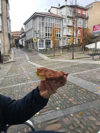 Fotografia tomada fuera de Panadaría San Marcial - Panadería en Ourense, Ourense