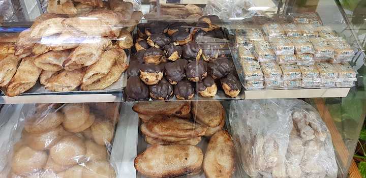 Fotografia tomada fuera de Panadería - Cafetería Abellán - Panadería en Molina de Segura, Murcia