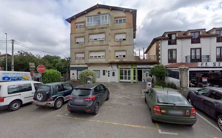 Fotografia tomada fuera de Panaderia Villaverde - Panadería en Villaverde de Pontones, Cantabria