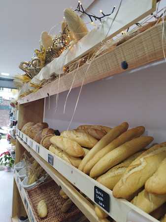 Fotografia tomada fuera de Panadería 16 - Panadería en Oviedo, Asturias