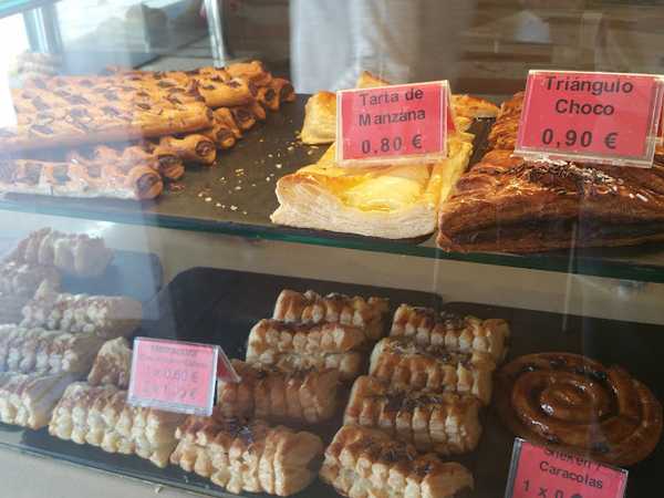 Fotografia tomada fuera de Panadería 365 - cafeterías en Castellón de la Plana, Castellón