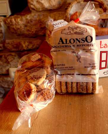 Fotografia tomada fuera de Panadería Alonso - Panadería en Riolago, León