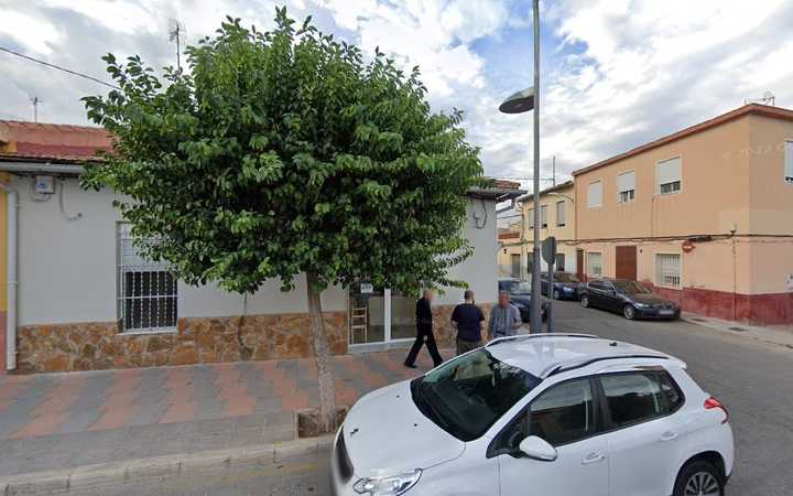 Fotografia tomada fuera de Panadería Amorós - Panadería en Petrer, Alicante