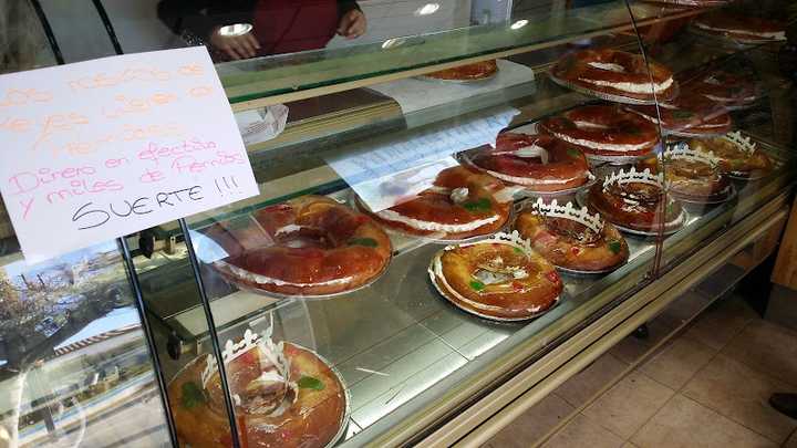 Fotografia tomada fuera de Panadería Antonio Rute - Panadería en Málaga, Málaga