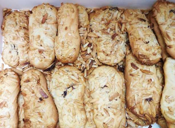 Fotografia tomada fuera de Panadería Antonio Rute - Panadería en Málaga, Málaga