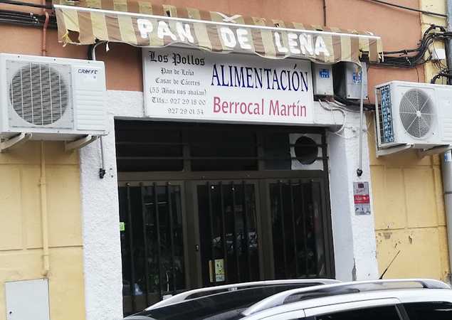 Fotografia tomada fuera de Berrocal Martin - Panadería en Cáceres, Cáceres