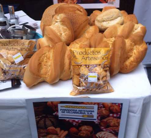 Fotografia tomada fuera de Panadería Artesana de Villarrubia - Panadería en Córdoba, Córdoba