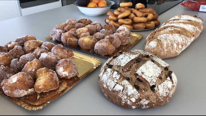 Fotografia tomada fuera de Panadería Berdía - Panadería en Santiago de Compostela, A Coruña